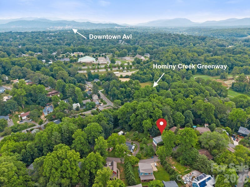 53 Merion Dr, Asheville, NC 28806