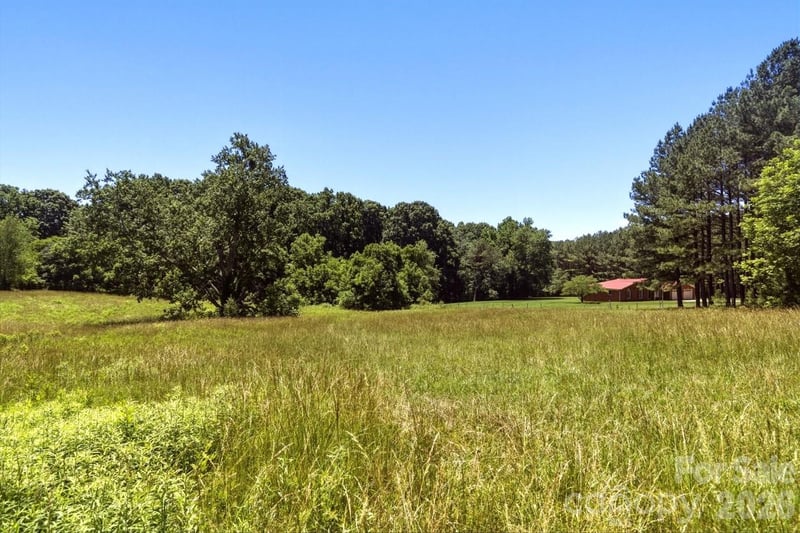 2687 Ra Adin Dr, Newton, NC 28658