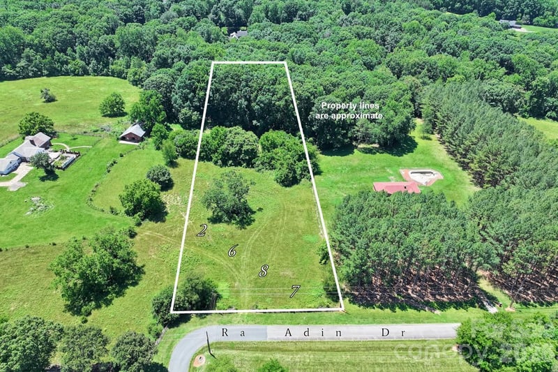2687 Ra Adin Dr, Newton, NC 28658