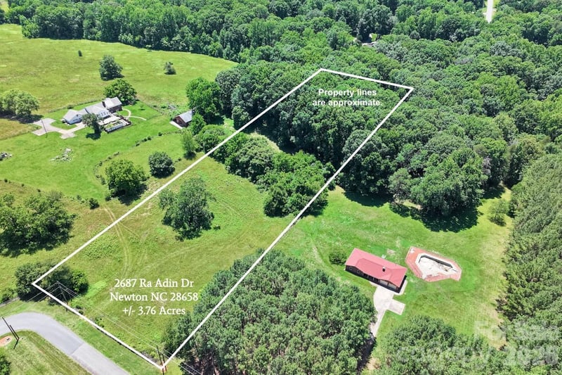 2687 Ra Adin Dr, Newton, NC 28658