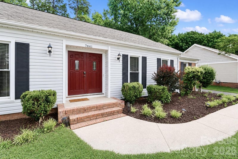 7441 Riding Trail Rd, Charlotte, NC 28212