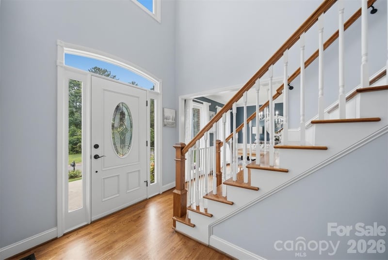 6253 Riviera Run Estates Dr, Hickory, NC 28601