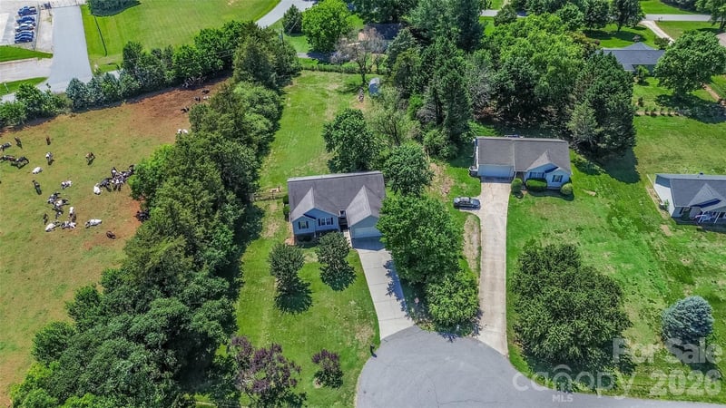 101 Mount Zion Dr, Statesville, NC 28625