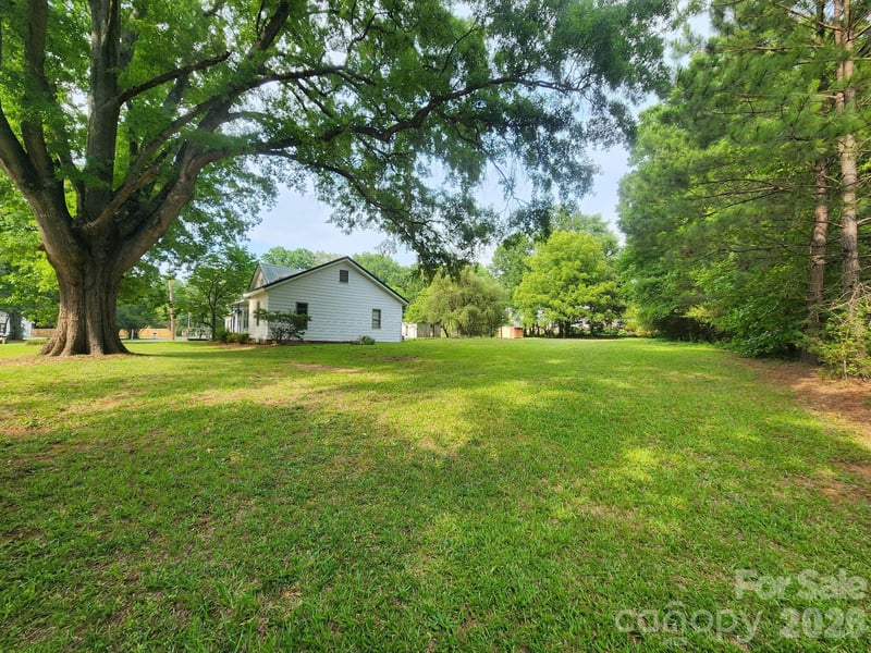 6400 Market St, Charlotte, NC 28215