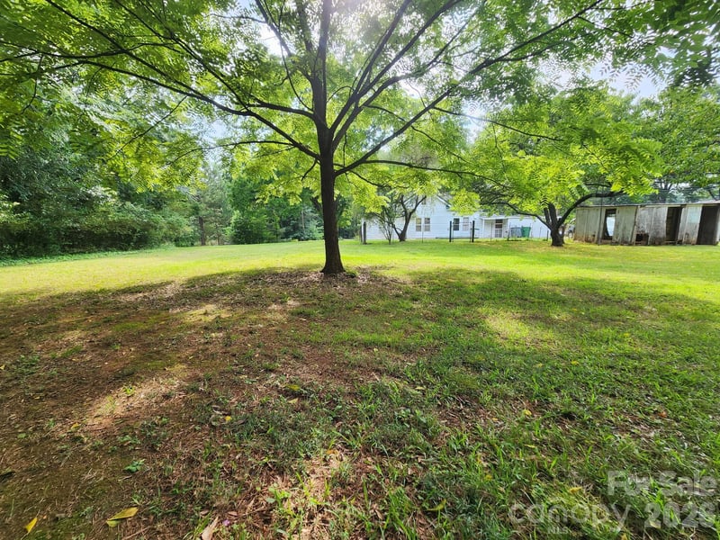 6400 Market St, Charlotte, NC 28215