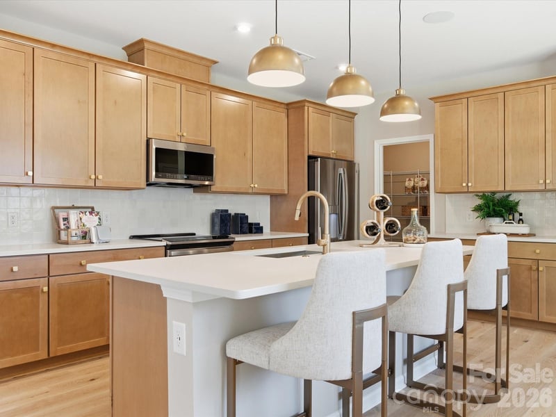 8414 Discovery Ln, Charlotte, NC 28216