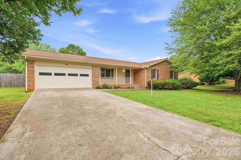 183 Dellinger Dr, Statesville, NC 28625