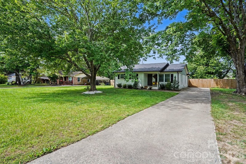 7903 Teakwood Rd, Indian Trail, NC 28079