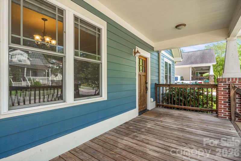 123 Estelle Park Dr, Asheville, NC 28806