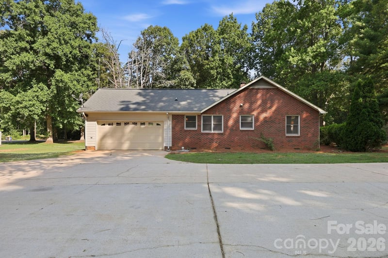 41 Old Farm Rd, Salisbury, NC 28147