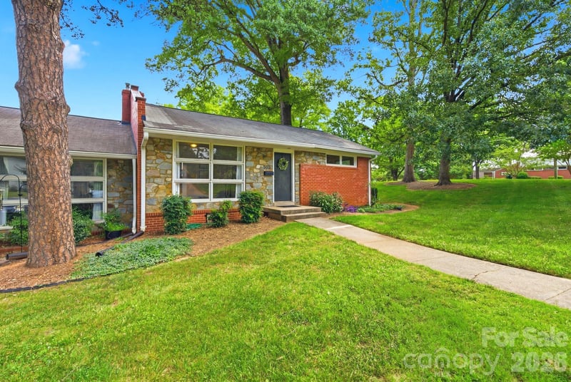 4227 Cheltenham Rd, Charlotte, NC 28211