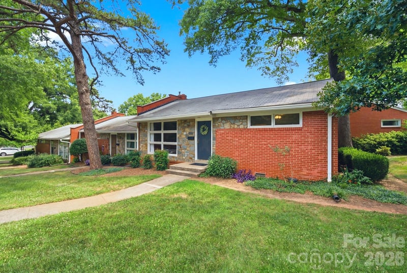 4227 Cheltenham Rd, Charlotte, NC 28211