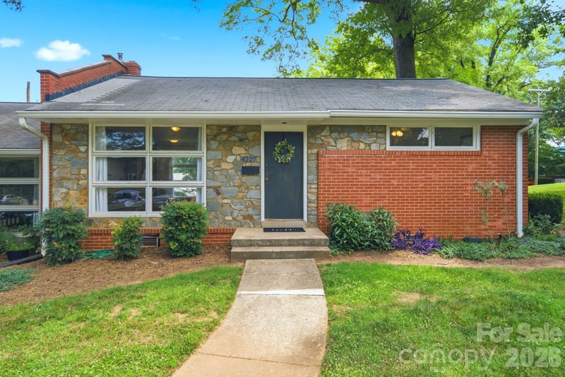 4227 Cheltenham Rd, Charlotte, NC 28211