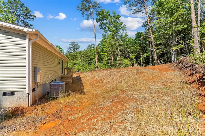 257 Brookwood Dr, Marion, NC 28752