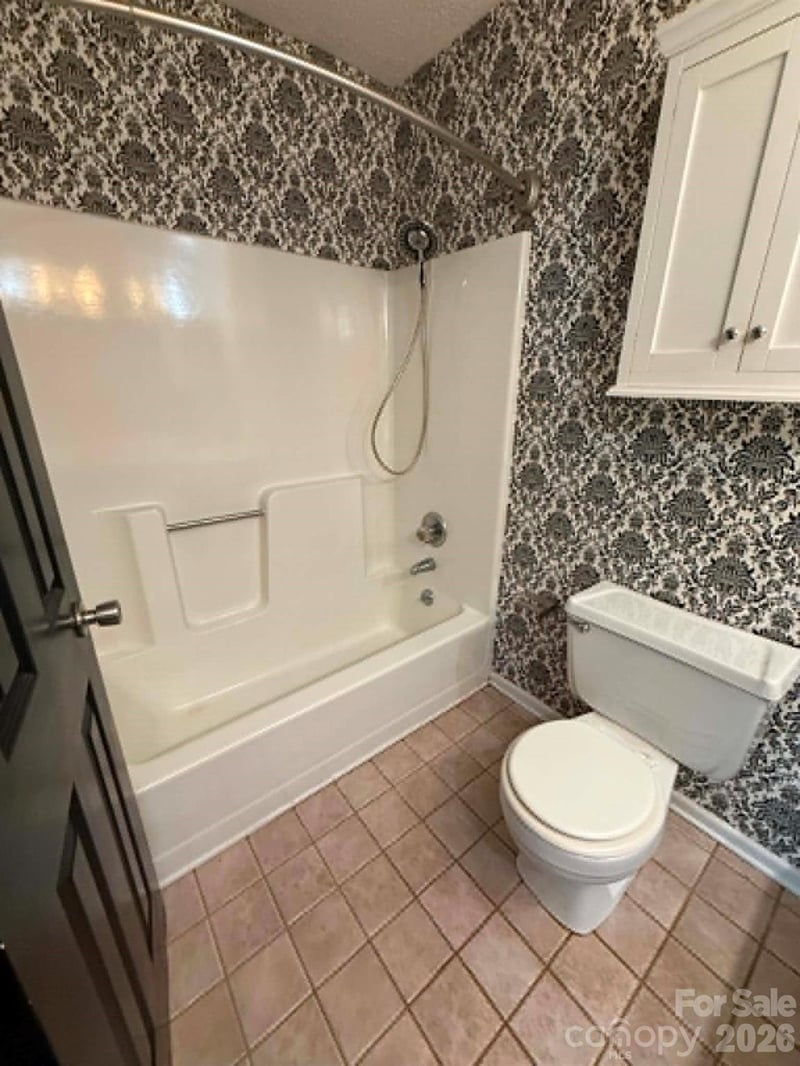 327 Eastwood Dr, Salisbury, NC 28146