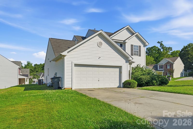3387 Merchant Ln, Davidson, NC 28036