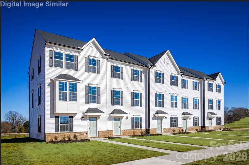 1814 Woodlands Pointe Dr, Charlotte, NC 28216