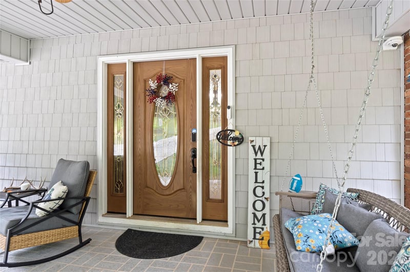 303 Alexander Dr, North Wilkesboro, NC 28659