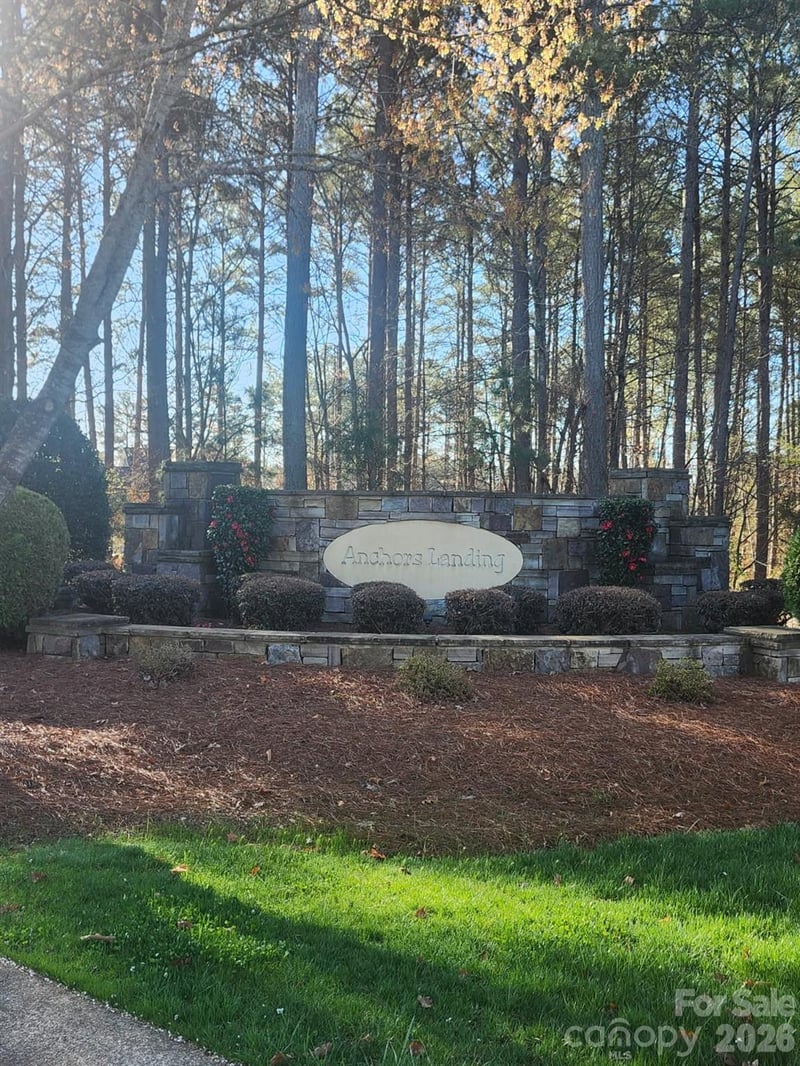 5251 Starboard Ln, Granite Falls, NC 28630
