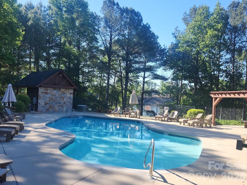 5251 Starboard Ln, Granite Falls, NC 28630