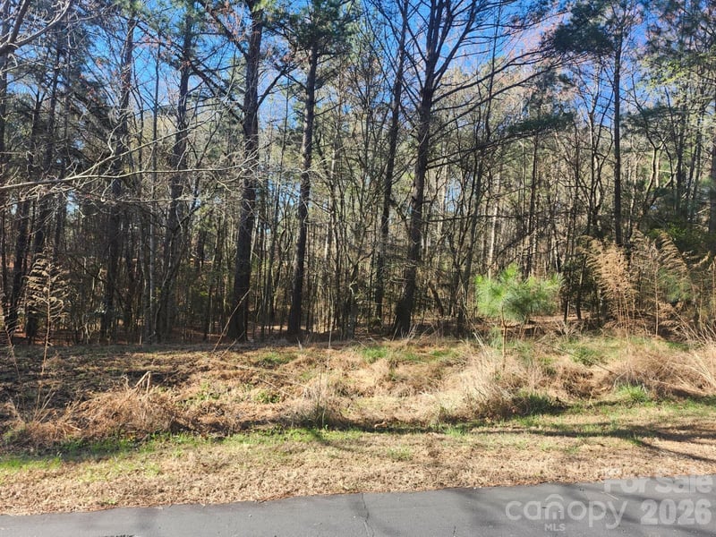 5251 Starboard Ln, Granite Falls, NC 28630