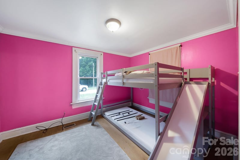 115 Lippard St, Statesville, NC 28677