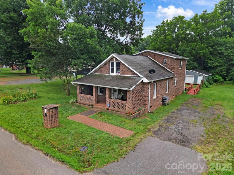 115 Lippard St, Statesville, NC 28677