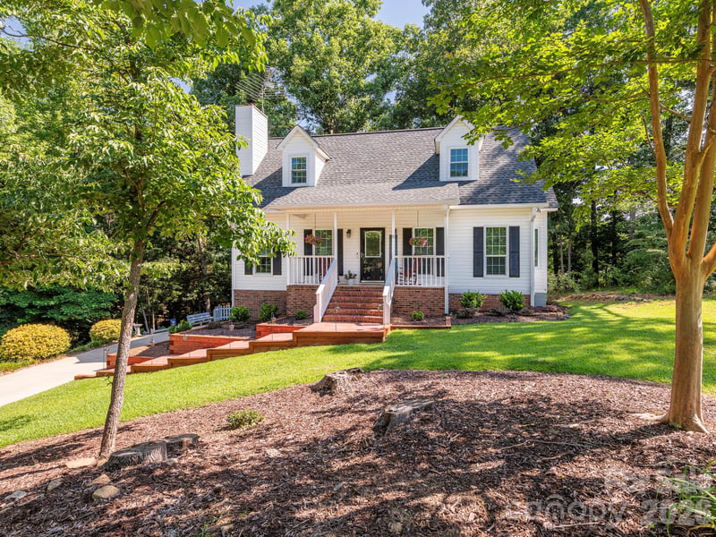 1300 Copper Creek Ln, Fort Mill, SC 29715
