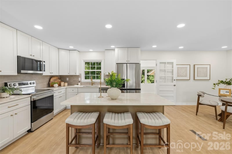 7434 Kilcullen Dr, Charlotte, NC 28270