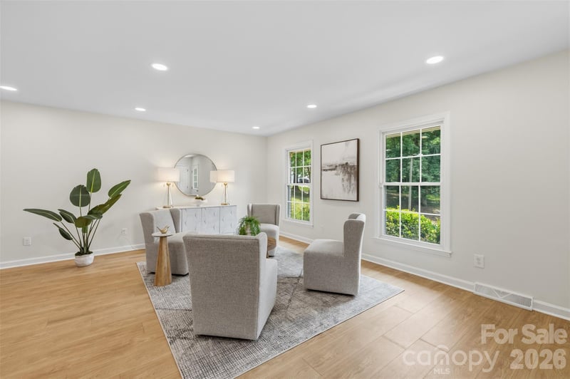 7434 Kilcullen Dr, Charlotte, NC 28270
