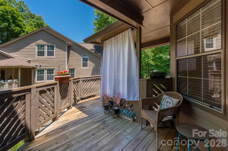 6150 Gray Gate Ln, Charlotte, NC 28210