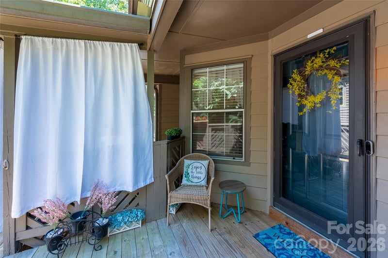6150 Gray Gate Ln, Charlotte, NC 28210