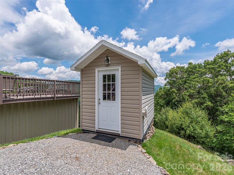 1200 Clark Rd, Clyde, NC 28721