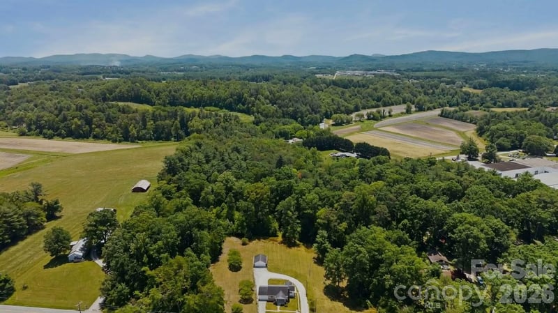 1230 Dana Rd, Hendersonville, NC 28792