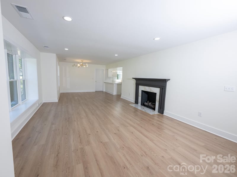 5306 Wales St, Charlotte, NC 28269