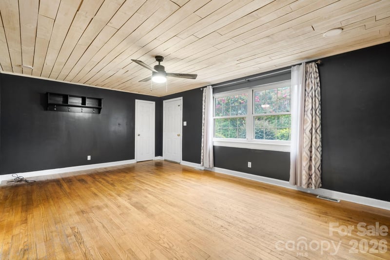 1809 31st St, Hickory, NC 28601