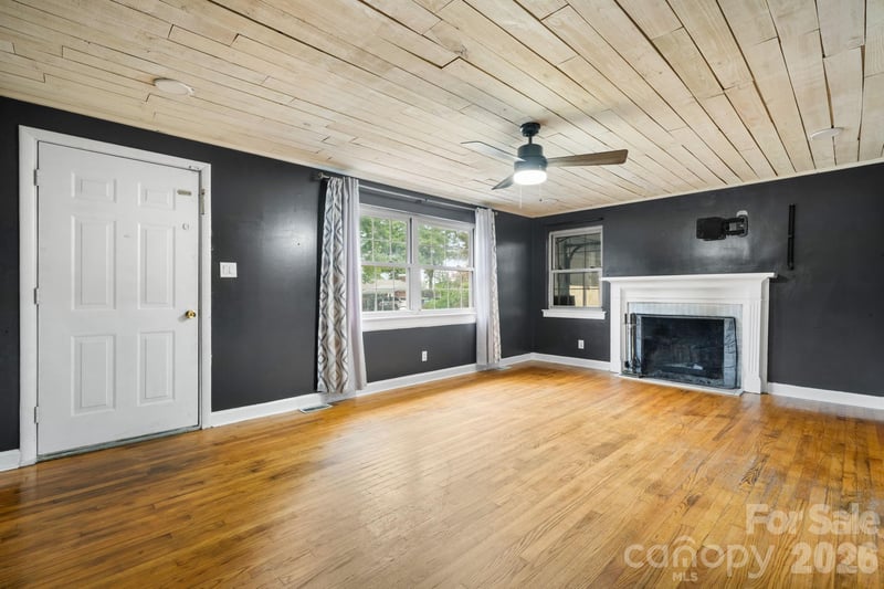 1809 31st St, Hickory, NC 28601