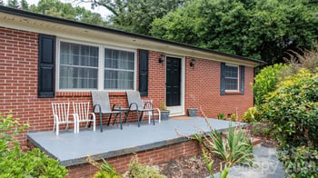 1809 31st St, Hickory, NC 28601
