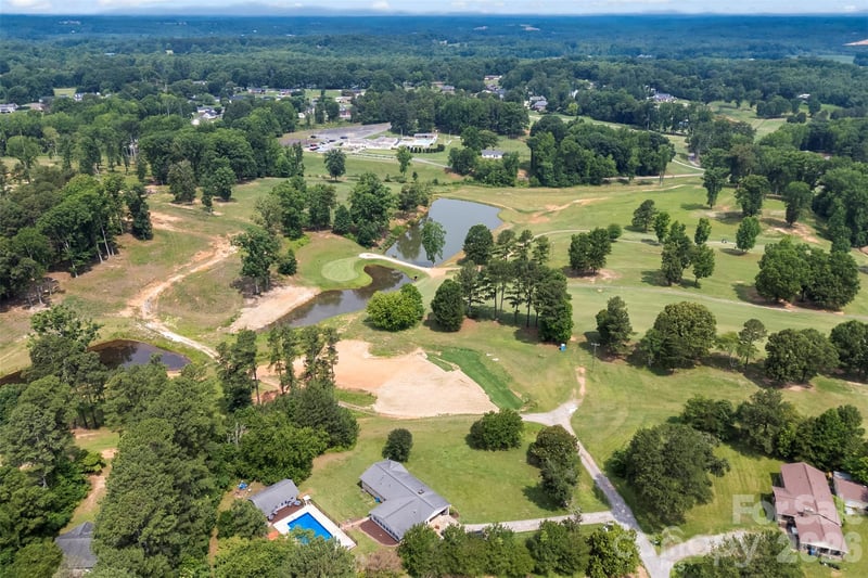 117 Club View Dr, Cherryville, NC 28021