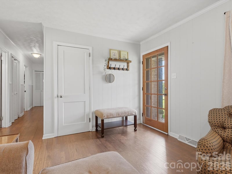 117 Club View Dr, Cherryville, NC 28021
