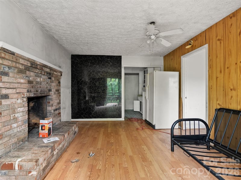 277 Orion Davis Rd, Waynesville, NC 28786