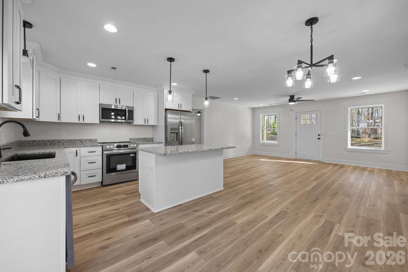 2216 Mooresville Rd, Salisbury, NC 28147