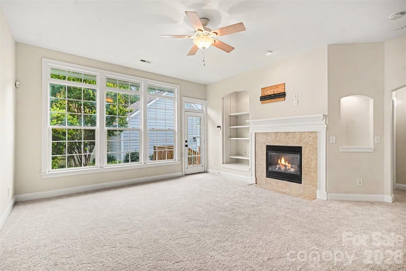 1205 Gainsborough Dr, Matthews, NC 28104