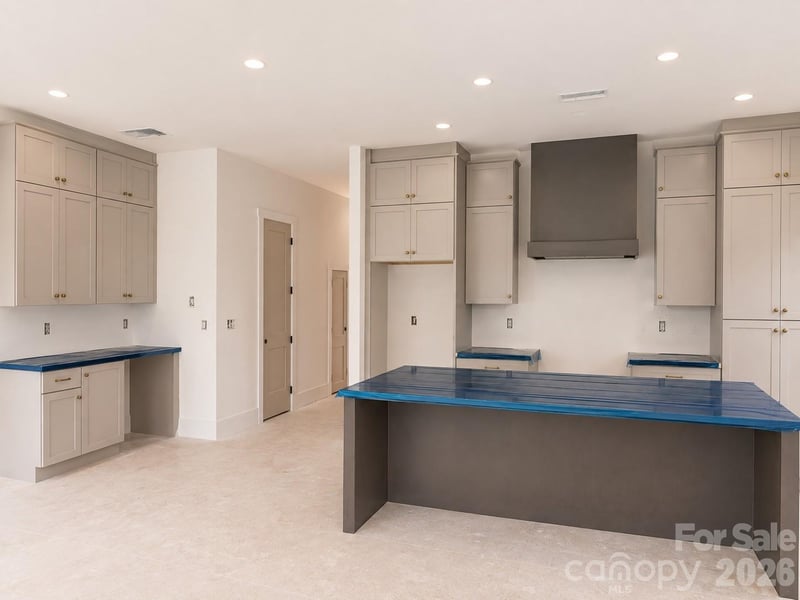108 S Gregg St, Charlotte, NC 28208