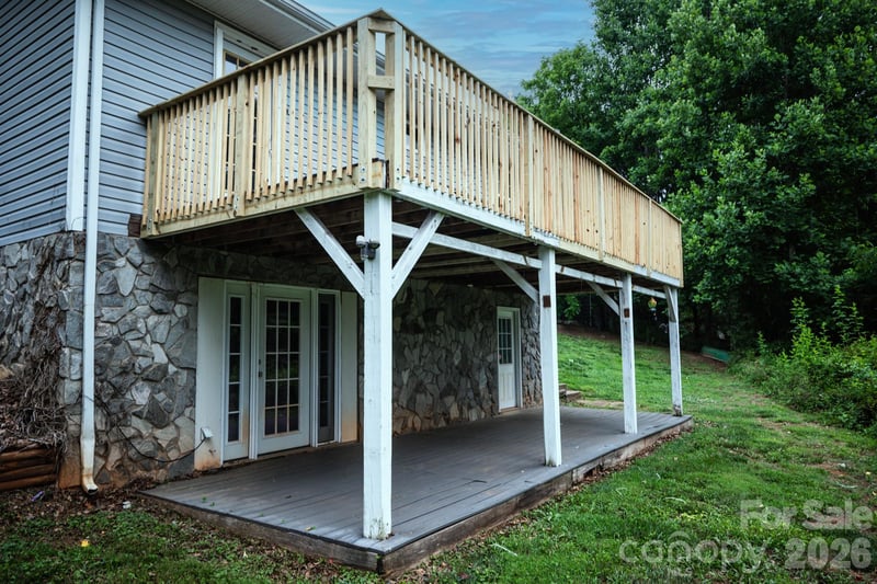 3122 Zion Church Rd, Hickory, NC 28602