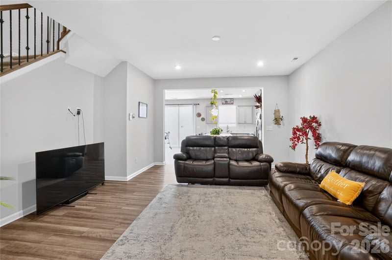 1211 Bigelow St, Charlotte, NC 28269