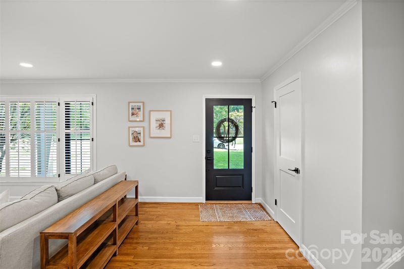3724 Champaign St, Charlotte, NC 28210
