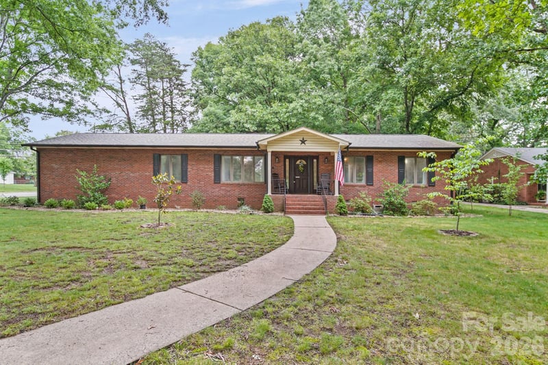 406 S Magnolia St, Mooresville, NC 28115