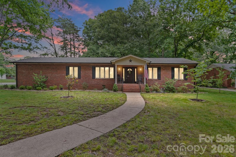 406 S Magnolia St, Mooresville, NC 28115
