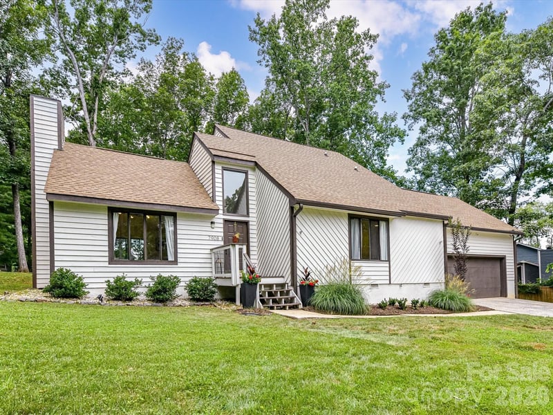 7908 Serendipity Ln, Charlotte, NC 28277